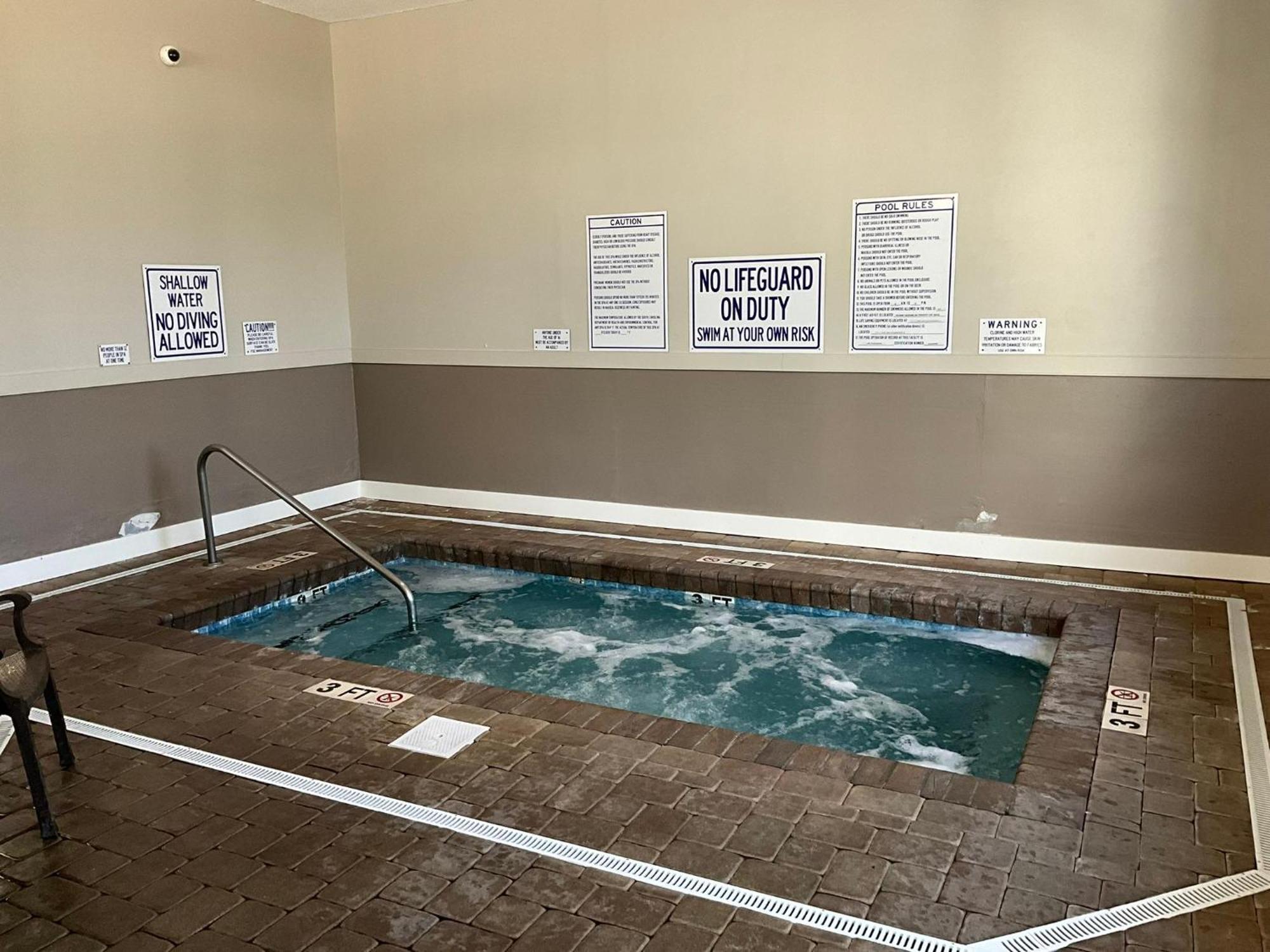 5905 S Kings Hwy, 4203 - Ocean Walk Sleeps 4 Villa Myrtle Beach Buitenkant foto